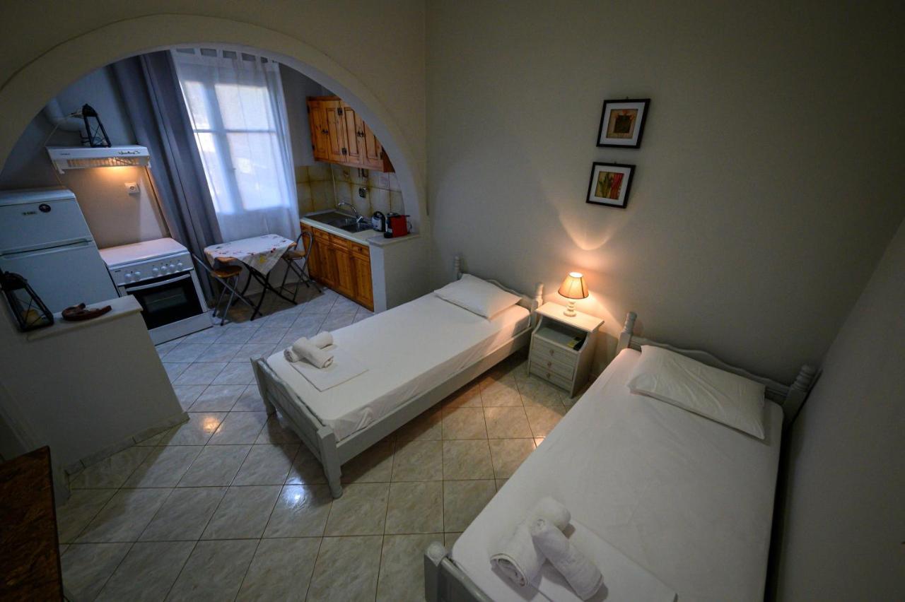 George Apartments Stoúpa Extérieur photo