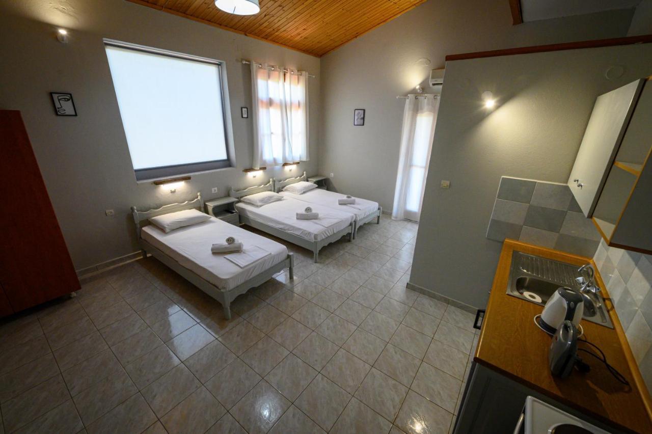 George Apartments Stoúpa Extérieur photo