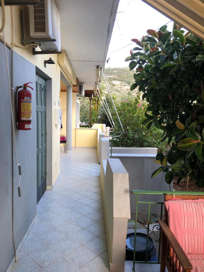 George Apartments Stoúpa Extérieur photo